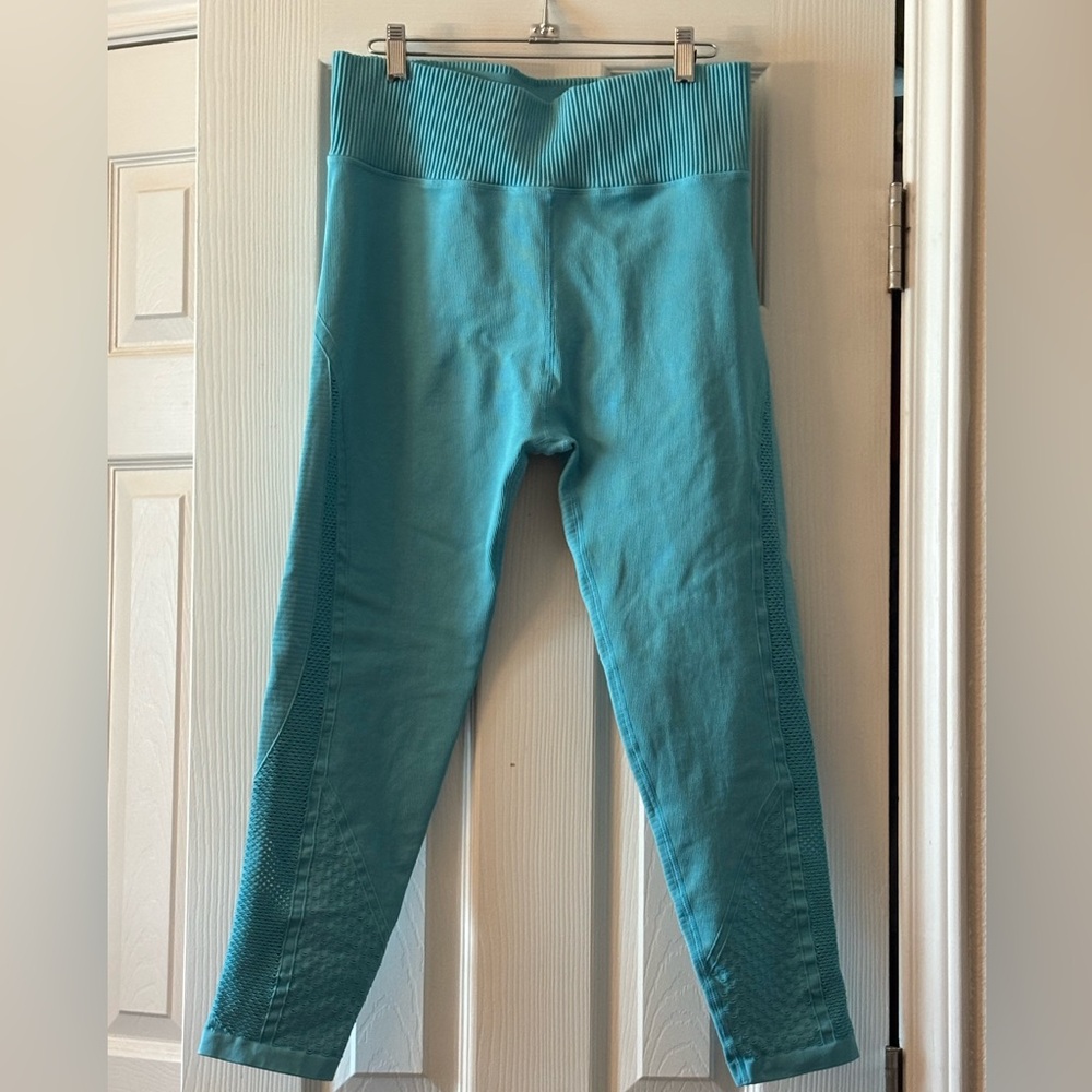 Offline by Aerie Size L Teal Blue Leggings High Waist Stretchy Detailed Legs